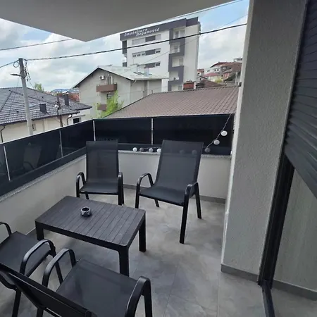 Stan Na Dan شقة *